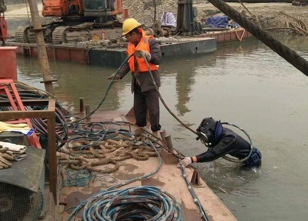 丰都潜水封堵打捞